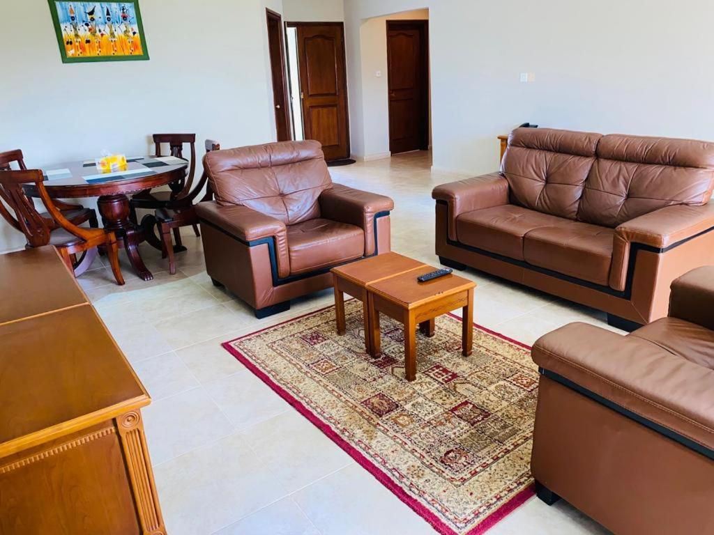 Seafront Residences Bijilo Екстериор снимка